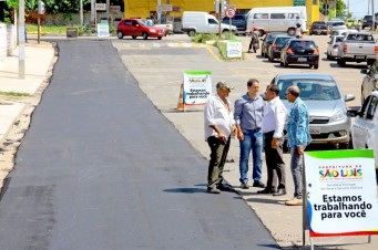 Obras de pavimenta&ccedil;&atilde;o s&atilde;o iniciadas na Vila Vicente Fialho