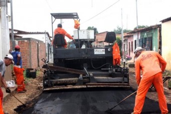 Vila Riod recebe obras de pavimenta&ccedil;&atilde;o 
