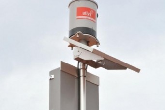 O pluvi&ocirc;metro autom&aacute;tico &eacute; um equipamento meteorol&oacute;gico usado para recolher e medir em mil&iacute;metros a quantidade de chuva