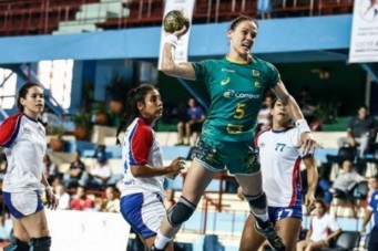 Seleção brasileira feminina passa à semifinal do Pan de handebol  