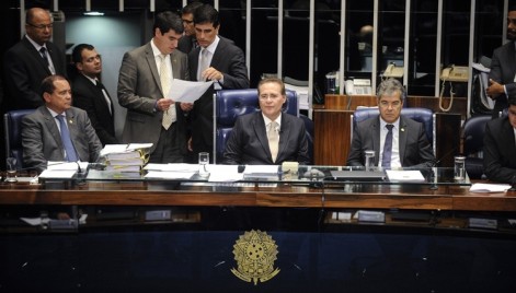 Os senadores Vicentinho Alves (PR-TO), presidente do Senado Federal Renan Calheiros (PMDB-AL), Jorge Viana (PT-AC) e Ricardo Ferraço (PMDB-ES).