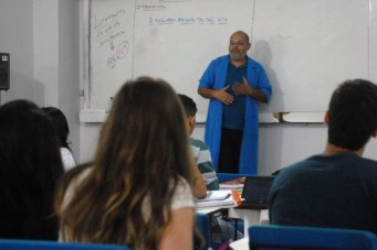 Jovens procuram cursos para prepar&aacute;-los melhor para o desafio