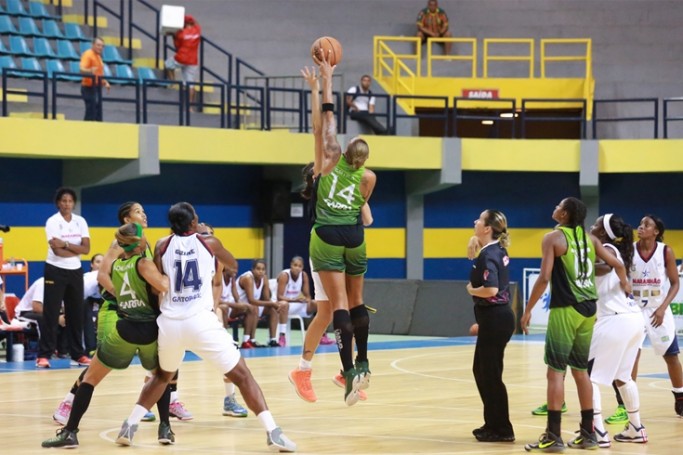 Número de jogadoras estrangeiras na próxima edição da LBF será de duas por equipe