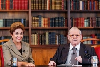 DILMA E J&Ocirc; SOARES   
