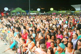 Pra&ccedil;a Arag&atilde;o 