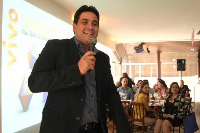 Evento da Operadora VIVO. Luís Fernando Lins- gerente de visão da Vivo