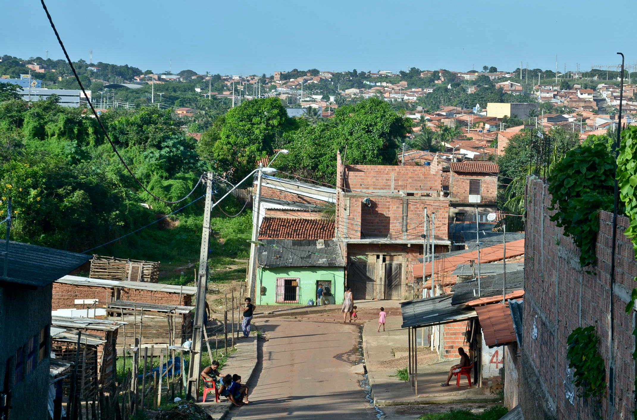 Devido à onda de violência no bairro (Vila Natal) Coroadinho, policiamento é reforçado.