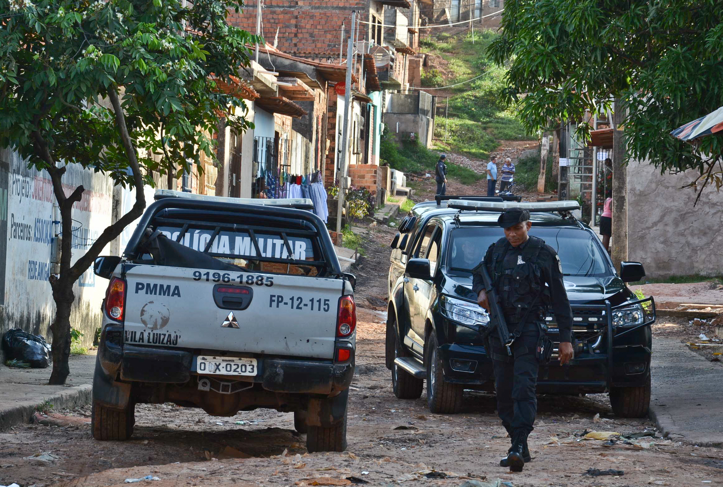 Devido à onda de violência no bairro (Vila Natal) Coroadinho, policiamento é reforçado.