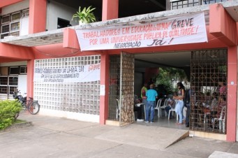 Em greve, trabalhadores em educação da UFMA aprovam a suspensão das matrículas do SISU