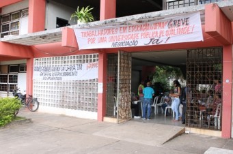 Em greve, trabalhadores em educa&ccedil;&atilde;o da UFMA aprovam a suspens&atilde;o das matr&iacute;culas do SISU