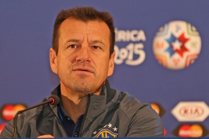 Apesar das complica&ccedil;&otilde;es, Dunga mant&eacute;m confian&ccedil;a na sele&ccedil;&atilde;o brasileira