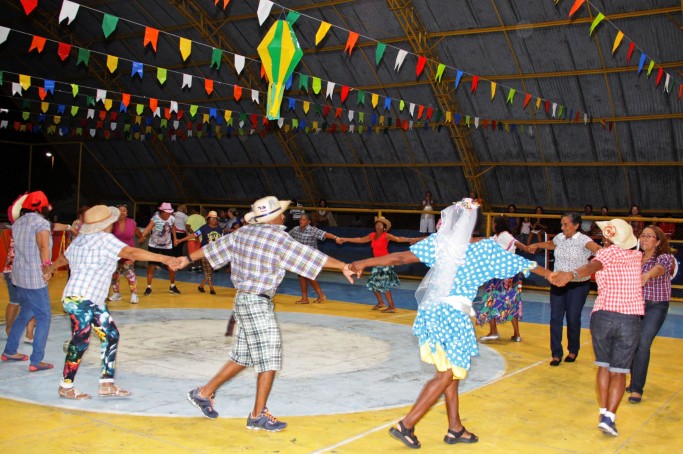 Diversas atrações e alegria no arraial do Parque do Bom Menino