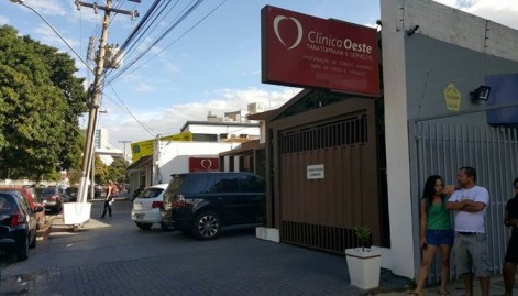 Clínica demite funcionários após vazamento de imagens do corpo de cantor