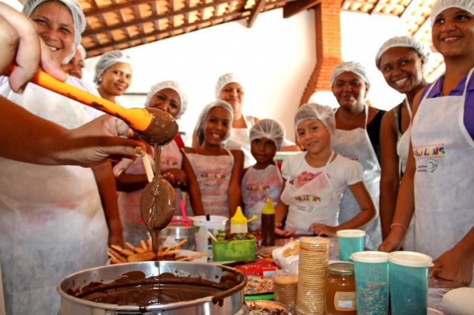 Todos Por S&atilde;o Luis na Vila Embratel