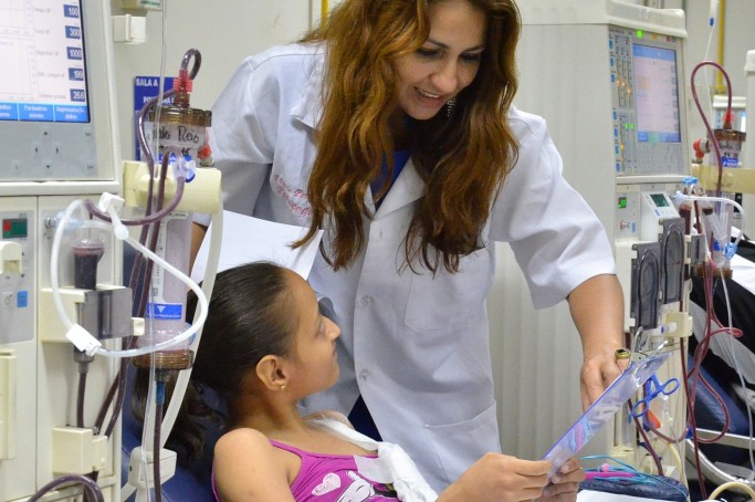 Prefeitura garante continuidade de estudos a pacientes em tratamento de hemodi&aacute;lise