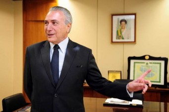 Michel Temer se tornou uma espécie de fiador da aliança do PMDB com o PT: Dilma designou o vice para estreitar as relações entre o Planalto e o Congresso