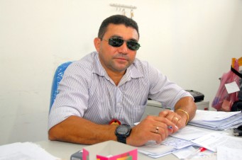 O delegado J&aacute;der Alves e sua equipe continuam fazendo dilig&ecirc;ncias para prender os suspeitos