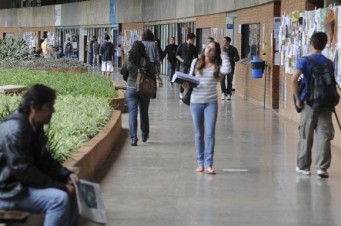 Para especialistas, mudan&ccedil;as no Fies tornam o programa mais sustent&aacute;vel