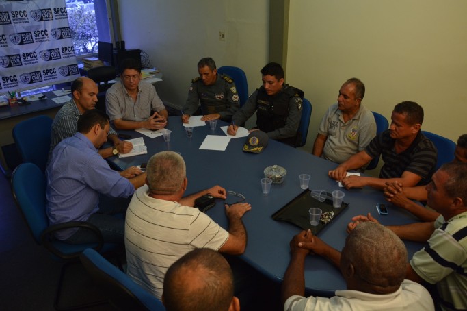 Efetivo policial será reforçado para combater assaltos a ônibus e vans na Grande Ilha