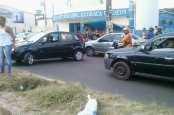 carros lota&ccedil;&atilde;o