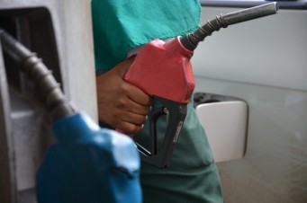 Alguns postos apresentam redução no valor da gasolina