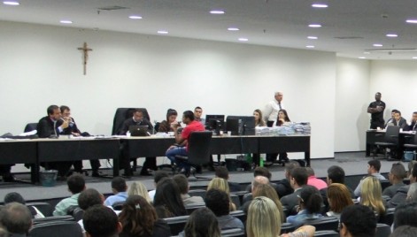 Julgamento assassino D&eacute;cio S&aacute;
