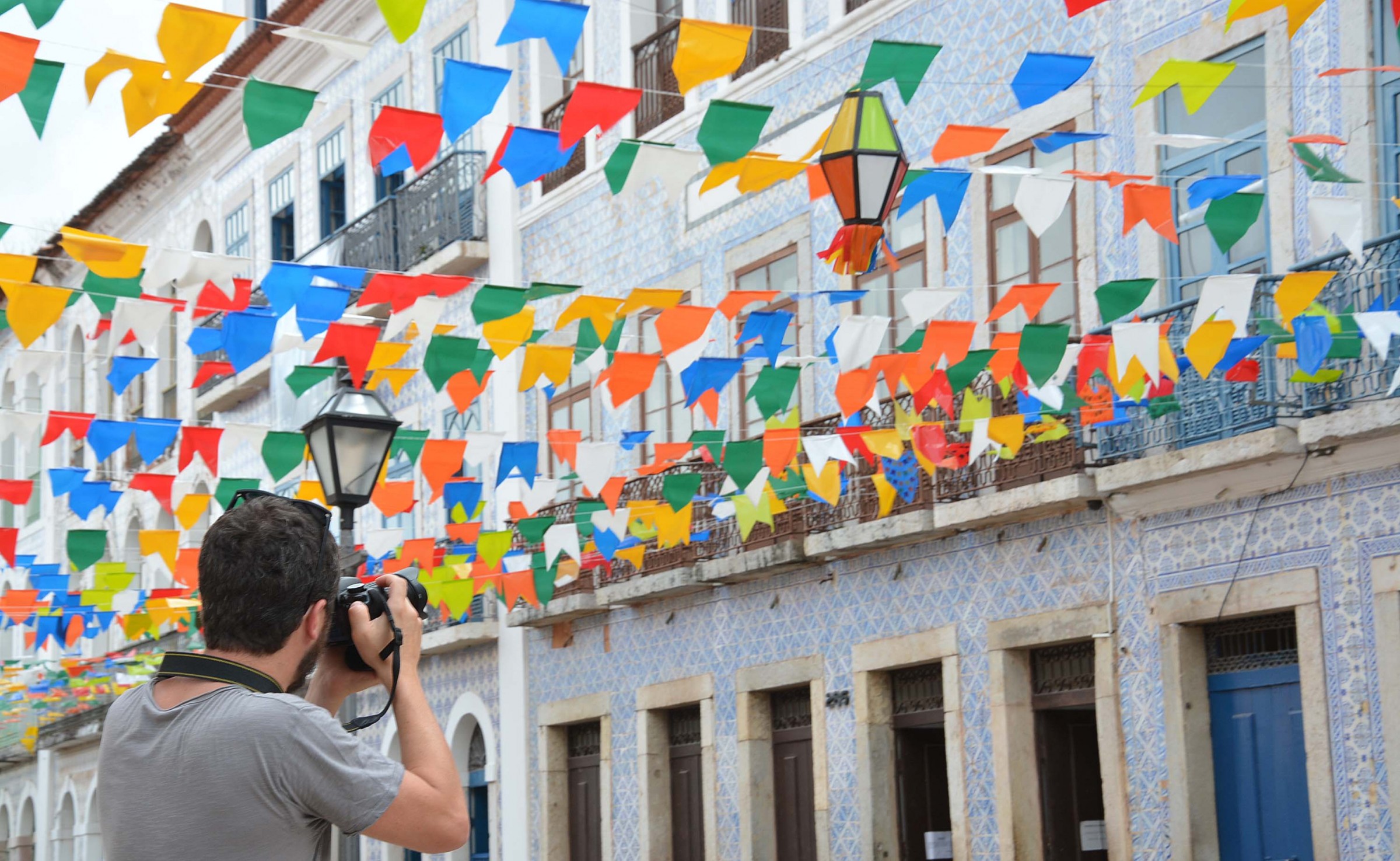 Movimento de turistas no Centro Histórico