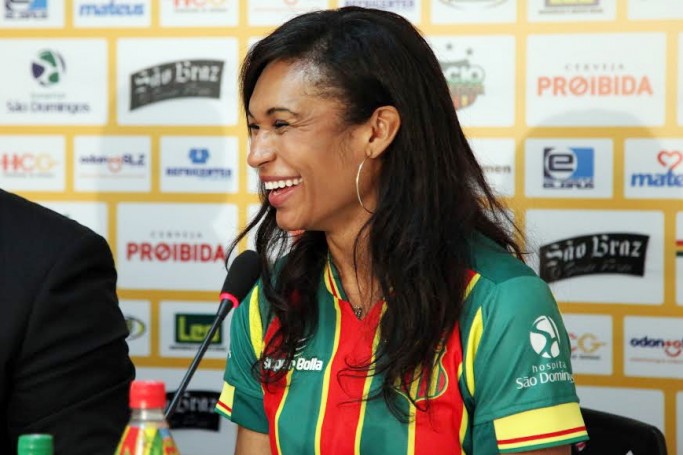 Iziane Castro integrar&aacute; a equipe do Sampaio na LBF