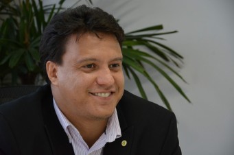 Entrevista Felipe Camarão