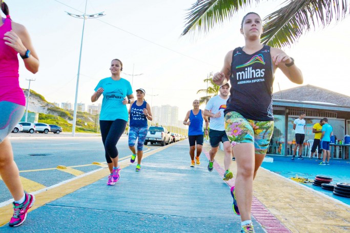 Mais de mil corredores se prepararam para a prova que tem largada no Shopping São Luís e percurso na Via expressa