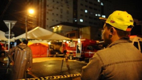 Acidente que matou Eduardo Campos há um ano ocorreu em uma área residencial em Santos, no litoral paulista