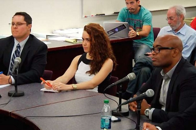 Anderson Silva compareceu &agrave; audi&ecirc;ncia e esteve acompanhado de advogados, mas n&atilde;o escapou da puni&ccedil;&atilde;o