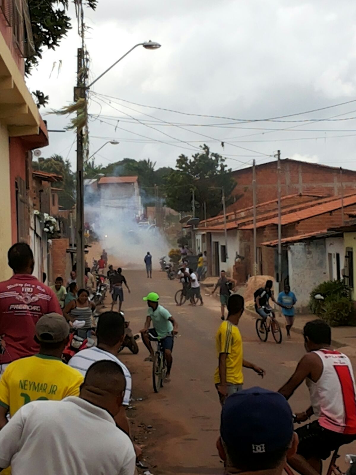 Confronto em reintegração de terreno deixa uma pessoa morta