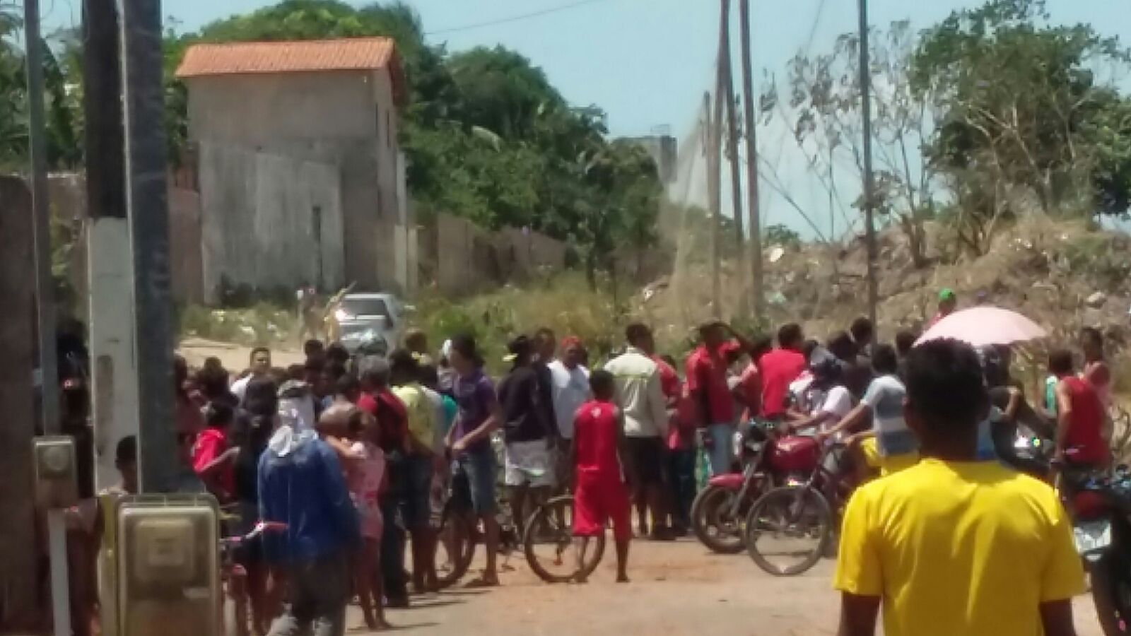Confronto em reintegração de terreno deixa uma pessoa morta