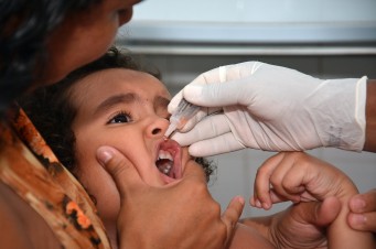 Campanha de vacinação contra a Poliomielite no bairro Liberdade