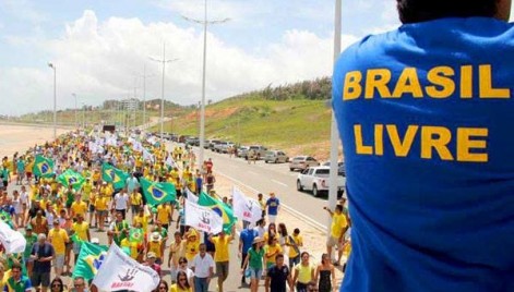 Em São Luís, a manifestação acontece na Avenida Litorânea