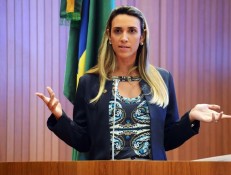 Andrea Murad entrar&aacute; na Justi&ccedil;a contra a CPI da Sa&uacute;de