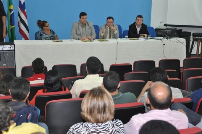 A Fapema ter&aacute; um papel fundamental na implementa&ccedil;&atilde;o do Proqualit, por meio do incentivo de editais como o Prolab lan&ccedil;ado durante a reuni&atilde;o para o corpo de pesquisadores da universidade. 
