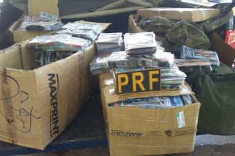 Realizada nova apreens&atilde;o de Cds e Dvds piratas em Caxias