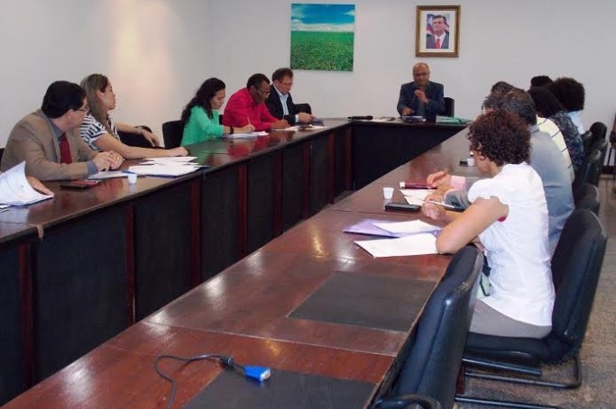 Secretário Francisco Gonçalves durante participação na reunião da Comissão Estadual de Prevenção e Combate à Violência no Campo.