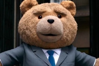 Na sequ&ecirc;ncia, o urso enfrenta os tribunais para poder ser pai