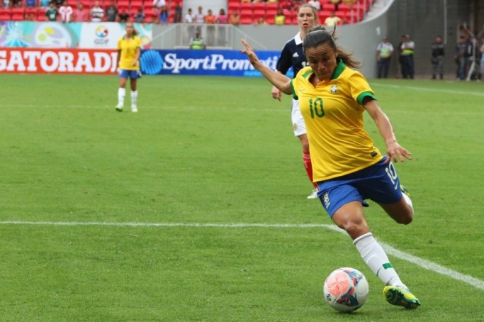 Marta retorna aos gramados