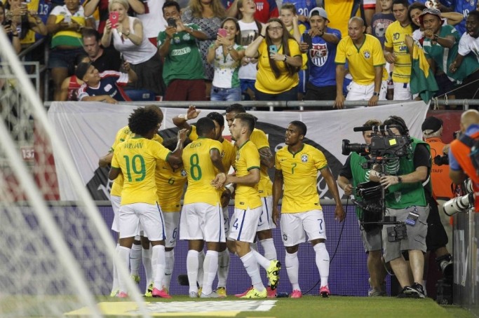 Brasil goleia os EUA
