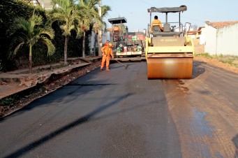 Pavimenta&ccedil;&atilde;o da avenida S&atilde;o Bento, Calhau