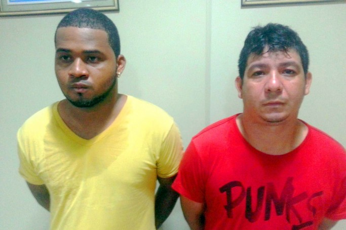 Estrangeiros são detidos com R$ 5 mil em dinheiro