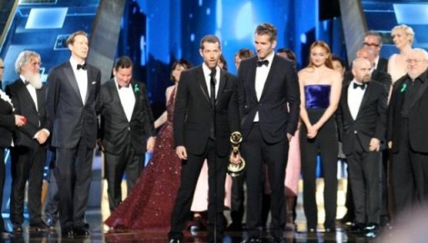 Pr&ecirc;mio de melhor s&eacute;rie dram&aacute;tica para Game of Thrones foi a grande surpresa da noite