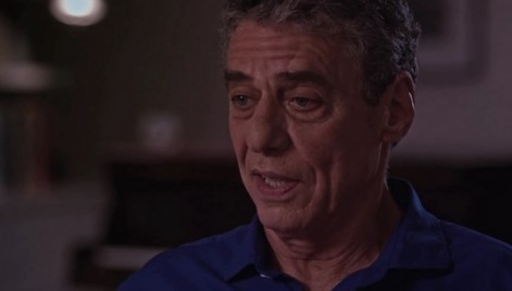 "Tudo &eacute; mem&oacute;ria: na m&uacute;sica que voc&ecirc; faz, voc&ecirc; trabalha com a tua mem&oacute;ria'', diz Chico em trailer