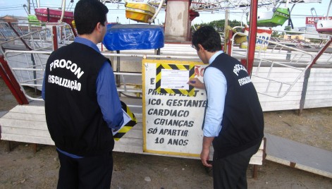 Equipe do PROCON-MA interdita parque de diversão