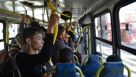 Um em cada quatro brasileiros usa ônibus para ir ao trabalho ou à escola todos os dias 