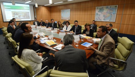 Secretários de turismo do Nordeste reunidos com gestores do Ministério do Turismo
